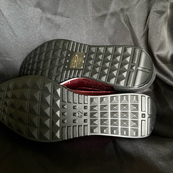 MOCA~WOMEN’S~RED/BLACK~BLING SNEAKERS~ NWOT~11 - Picture 7 of 8